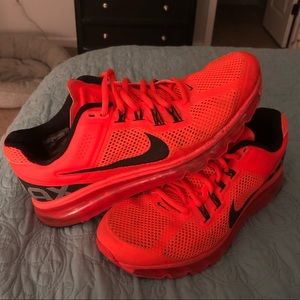 2013 Nike Air max orange size 10